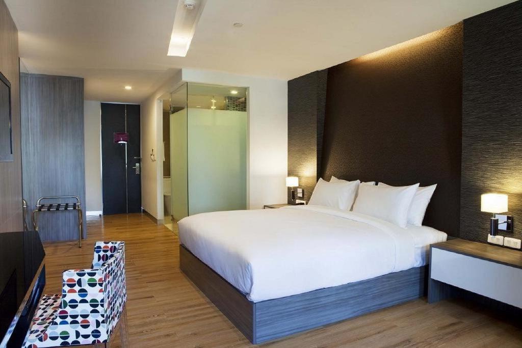 Trinity Silom Hotel Bangkok Exterior foto